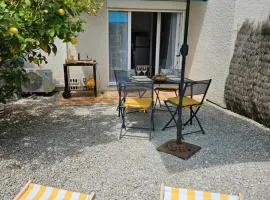 Studio cosy avec jardin à proximité de la plage