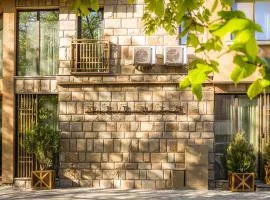 THE HIDDEN BANK: Silver Bullet