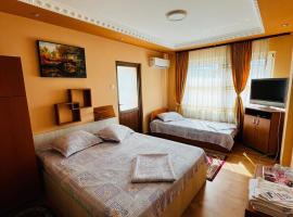 Pensiunea La Vilă – motel w mieście Cinciş