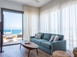 PORT CITY HAIFA - Luxury Seaview Penthouse w Jaccuzzi