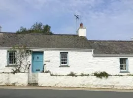 White Cottage Newport