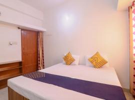 SPOT ON Hotel Om Kanha: Bilaspur şehrinde bir otel