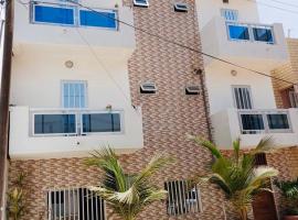 Viesnīca Villa diam la paix pilsētā Guediawaye, netālu no apskates objekta Golf Club de Dakar - Technopole