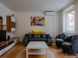 Six Corners - Sunny Corner, hotel in Pécs