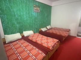 Sadhu Sudha Ashram, hotell i Badrinathpuri