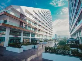 2 Bedroom Luxury Apartment @ The Signature Apartments