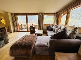 Chalet Mary - Central Morzine with Hot Tub & Sauna