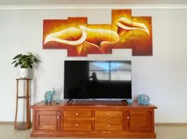 YF Home Sweet Home FREE WIFI 4 bedroom beautiful house