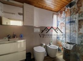 Casa vacanza Pino: Follonica'da bir otel