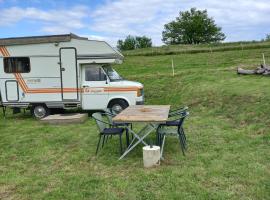 Camping car vintage, campsite in Saint-Barthélemy-le-Plain