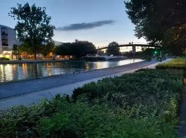 Chambre d'hôte près Stade de France by RESERVATI HOME