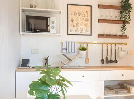 Caba&ntilde;a en la costa de Pelluhue, Resort in Pelluhue