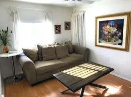 U4 - Cozy 1BR & 1BA Walkup APT in DT PHX with pkg