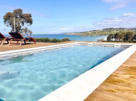Espectacular Villa con acceso privado a la playa de Oyambre, feriehus i San Vicente de la Barquera