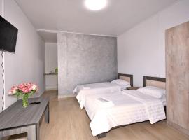 Sirik, hotel v Jerevanu