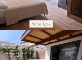 SHAH Rooms&relax, beach hotel in Taranto