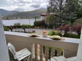 Lake View 42, hotel v destinaci Porto Ceresio