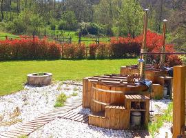 B&B Podere Lambure- società agricola, hotel v destinaci Popiglio