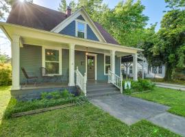 Harrison Family Home with Grill - Near Downtown!, hotel en Harrison