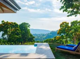 Villa Saltamontes, ocean view and private pool!