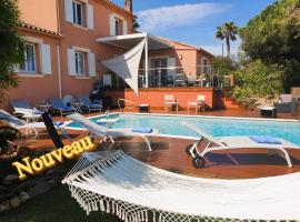 Superbe Villa avec piscine - vue mer - Presqu'Île de Giens - 5 étoiles, hôtel à Hyères