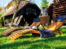Resort pod orehi - Bled - Apartma & Glamping & Savna