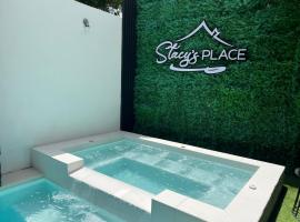 Stacys Place #4 Studio Apartment, hotell i Port-of-Spain