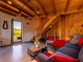 Domek Trohaniec, hotel in Lutowiska