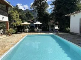 Casa Granja Comary com piscina e jacuzzi privativa
