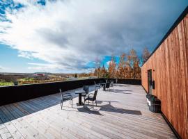 Blue Hotel Fagrilundur - On The Golden Circle, hotel in Reykholt