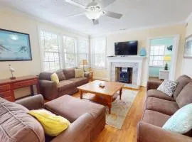 19 13th Street by Tybee Beach Vacation Rentals
