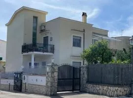 Villetta con discesa Mare