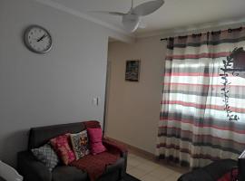 Apartamento inteiro no Bairro Santa Mônica, departamento en Uberlândia