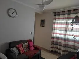 Apartamento inteiro no Bairro Santa Mônica