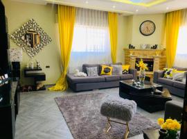 Laura's Stylish Room, hotel in Madaba