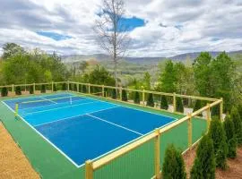 Pickleball - Pool - Hot Tub - Gym - BBQ