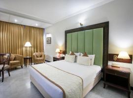 Hotel ALVAA GRAND Near Delhi Airport BY-AERO HOME STAY, hotel en Nueva Delhi