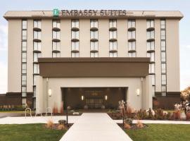 Embassy Suites by Hilton Bloomington/Minneapolis, hotel in Bloomington