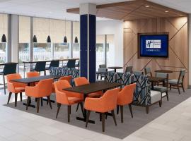 Holiday Inn Express & Suites Chicago - Oak Forest by IHG, hotel v destinácii Oak Forest