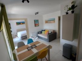 Appartement résidence 3 étoiles, 50m du lac, WIFI, jardin terrasse sans vis-à-vis, 1 à 4 pers, kit bébé possible，歐雷揚的飯店