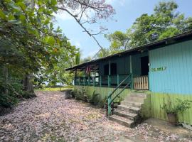 Casa Mamré, hotel en Cahuita