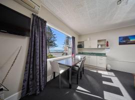 Sea View Motel - Unit 8, Hotel in Kaikoura