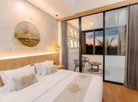 Vin Villa Seminyak 2BR with Private Pool