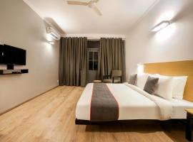 OYO Townhouse 330 DLF Phase-2 Near Leisure Valley Park, hotel in DLF Phase II, Gurgaon
