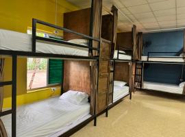 Choose hideaway homestay, hotel cápsula en Kỳ Vĩ