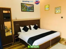 Goroomgo Paradise Inn Dharamshala With Luxury Mountain View Room and parking - Best Hotel in Dharamshala