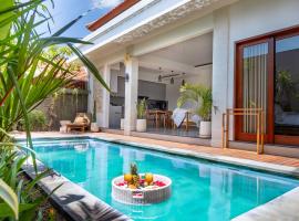 Sundaze 1 - Private Vila in Canggu with Huge Pool, Hotel in Kerobokan