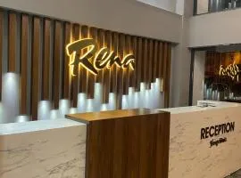 Rena Grand Hotel