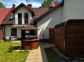 Chwile w Starym Sączu, sauna i beczka, cottage in Stary Sącz