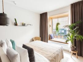 Latroupe Hotel Jardin Secret, hotel with pools in Brussels